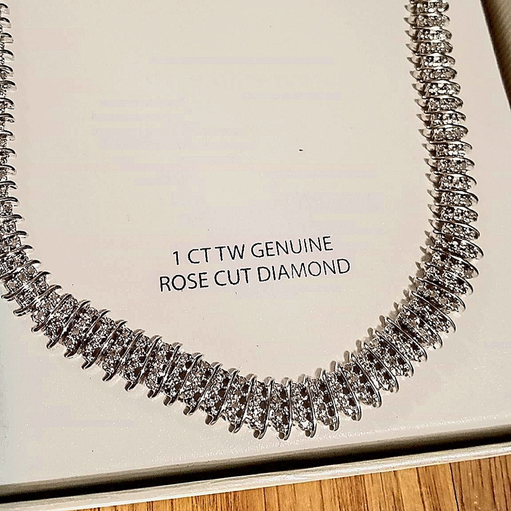 Rose-Cut Diamond silver plated Collar Necklace (1 ct. t.w.)